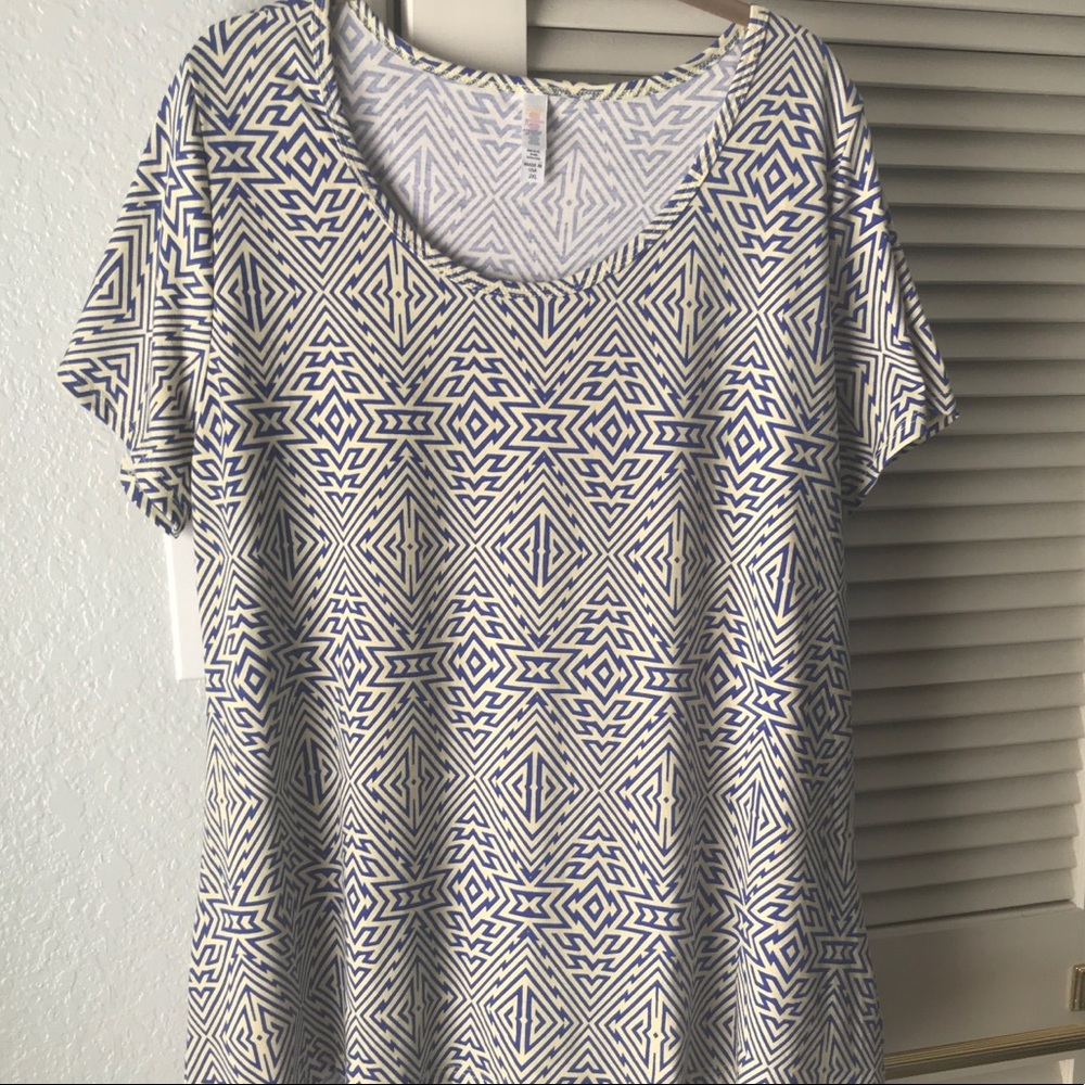 LuLaRoe Classic T 2XL
